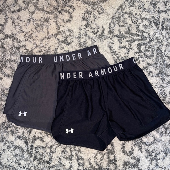 Under Armour shorts -women’s small - Picture 1 of 3